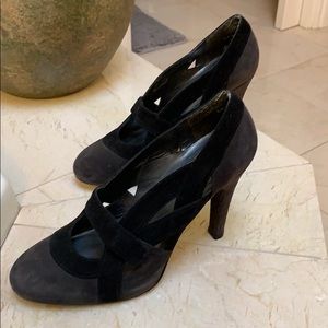 Stuart weitzman suede heels